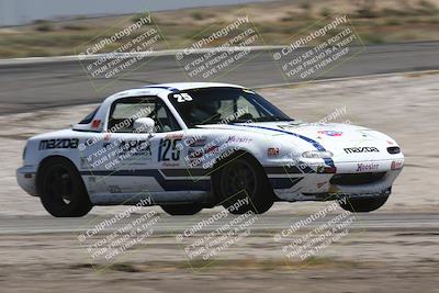 media/Jun-01-2024-CalClub SCCA (Sat) [[0aa0dc4a91]]/Group 3/Qualifying/